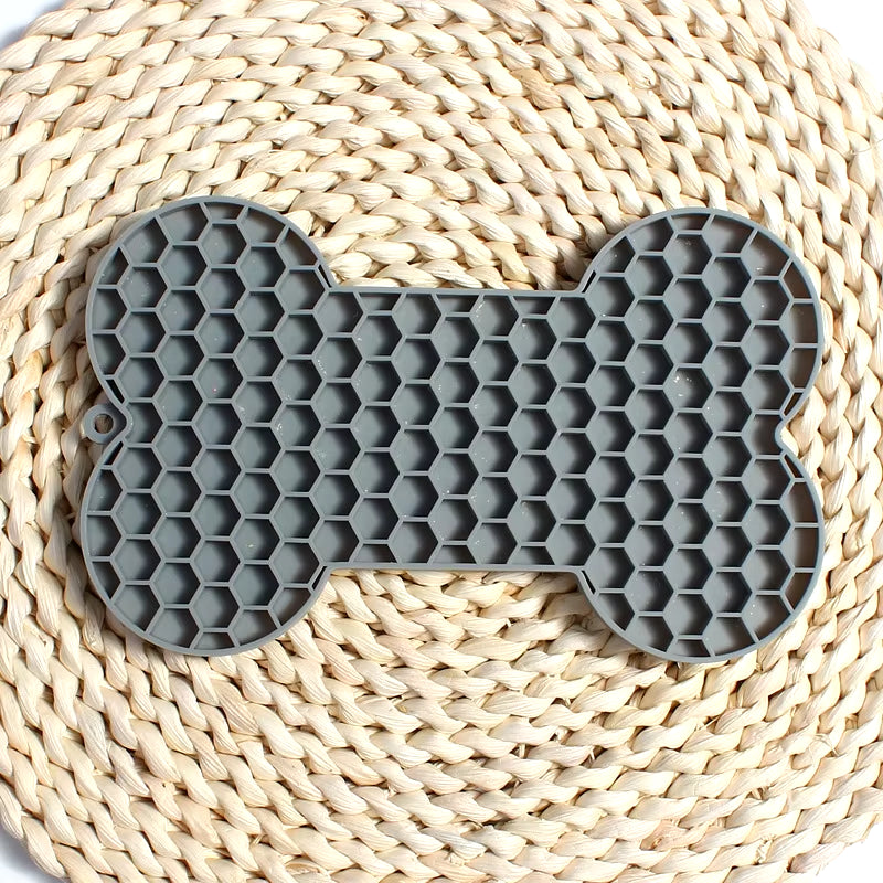 Silicone Licking Pad Pet Dog Lick Pad Bath Peanut Butter Slow Eating Licking Feeder Cat Lickmat Feeding Dog Lick Mat Pet Product